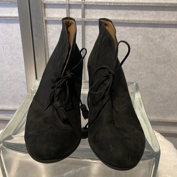 Nwot Anyi Liu Black Suede Tie Up Ankle Boots Size 8.5 - Picture 2 of 6